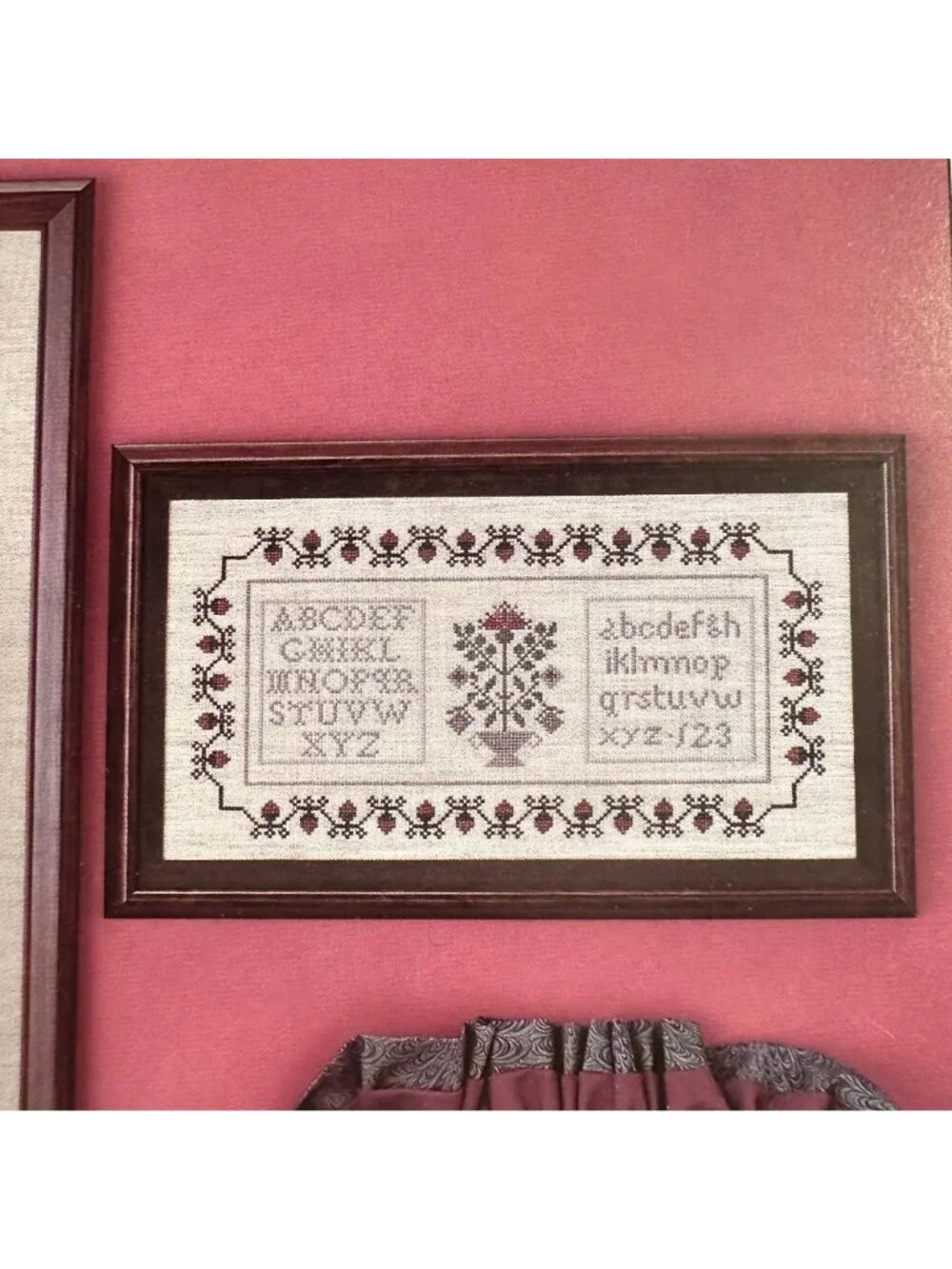 Mill Hill Antique Floral Sampler Cross Stitch Pattern Booklet